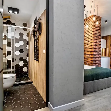 Neatspace - Ruska Center * ヴロツワフ