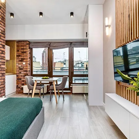 Neatspace - Ruska Center * ヴロツワフ