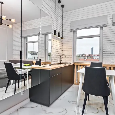 Neatspace - Ruska Center Daire